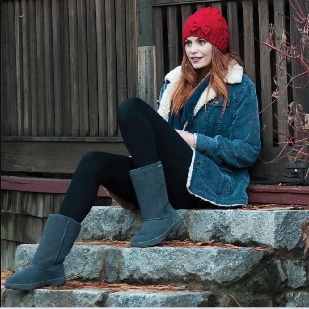 BearPaw Suede Sherpa Boots Tall Midcalf Wool Sheepskin Gray Womens 6 NEW